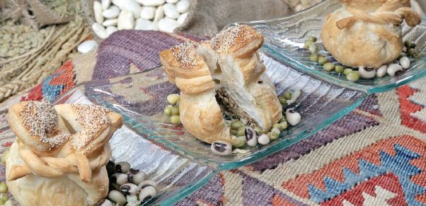 maş fasulyeli poğaça böreği