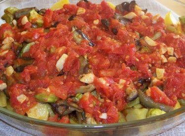 Ekmek Soslu Sebze
