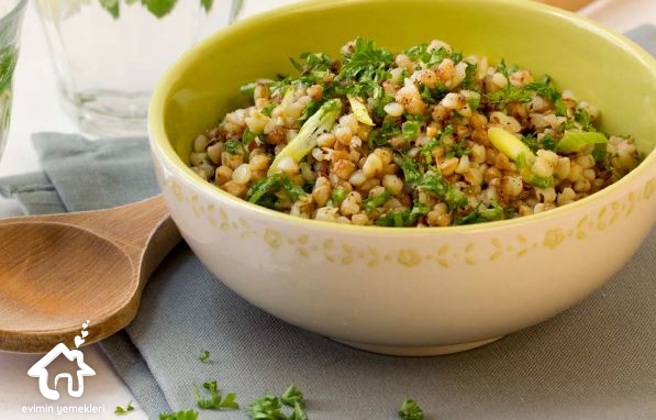 Kızarmış Karabuğday Salatası
