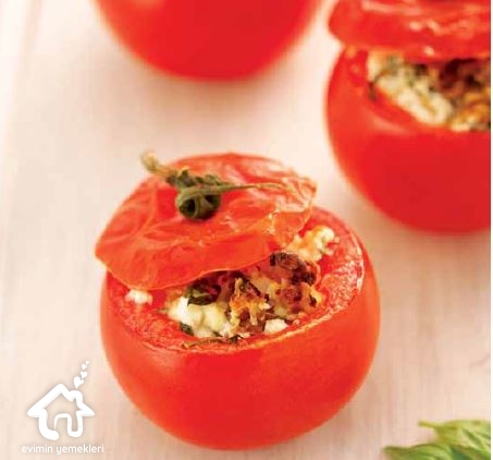 Peynirli Domates Dolması