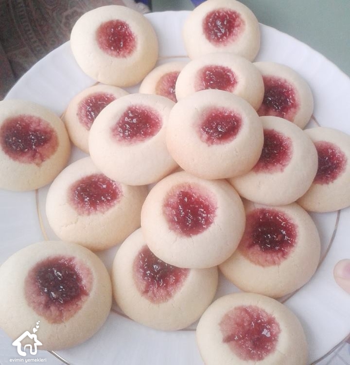 Çilek Marmelatlı Kurabiye Tarifi