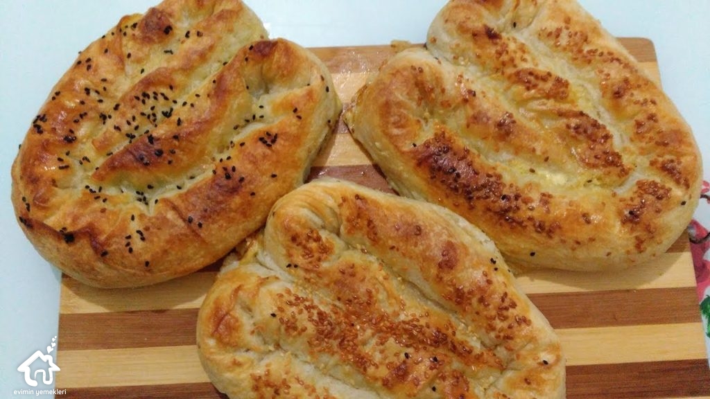Bulgurlu Kol Böreği