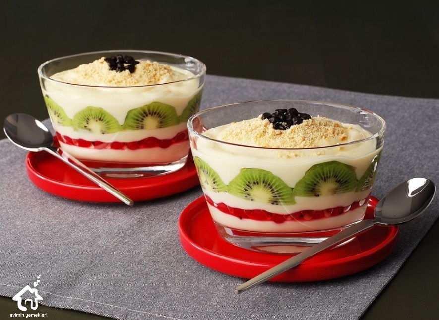 Kivili bisküvili puding tarifi