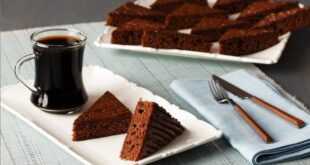 Vişneli çikolata soslu kakaolu kek tarifi