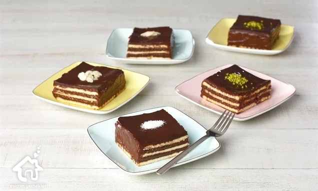 Pudingli bisküvili pasta tarifi